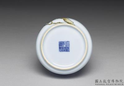 图片[3]-Shuanglu vase with peach-blossom and poem on a blue ground in yangcai painted enamels, Qianlong reign (1736-1795), Qing dynasty-China Archive
